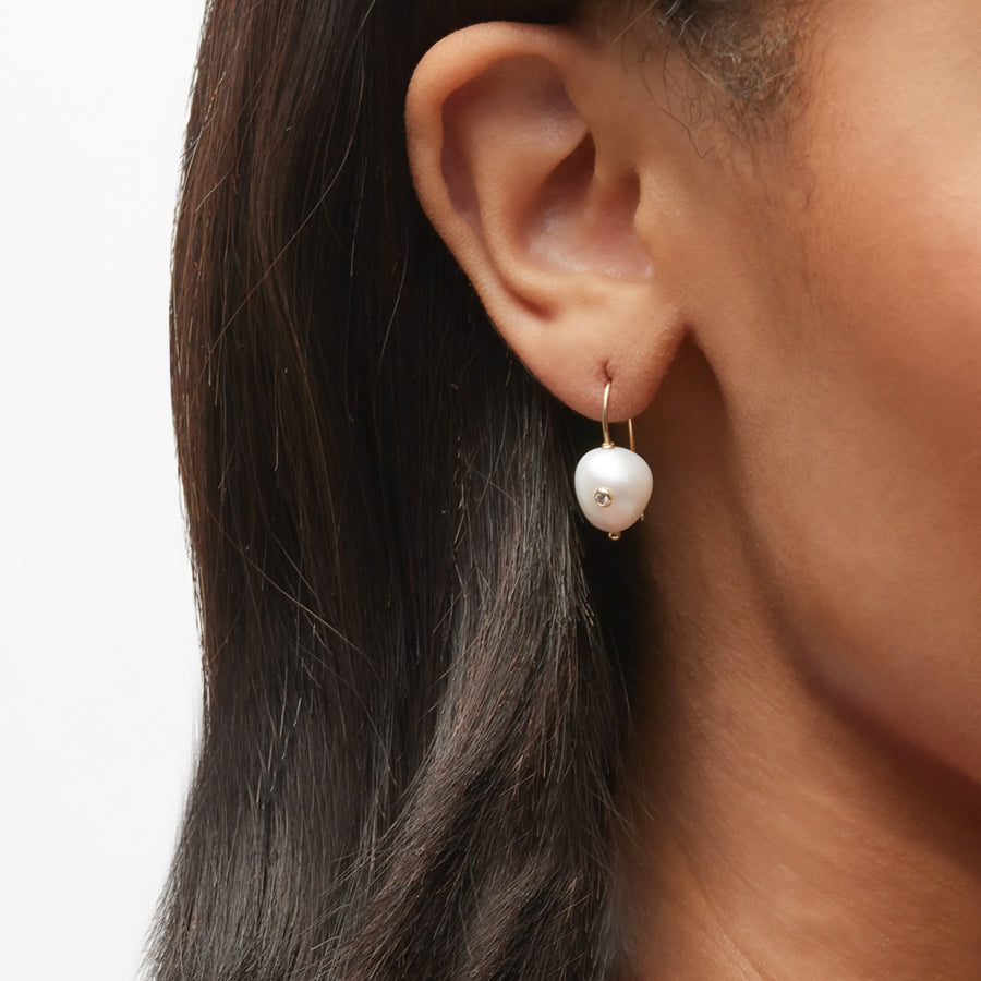 Oval Pearl Diamond Short Hook Earrings