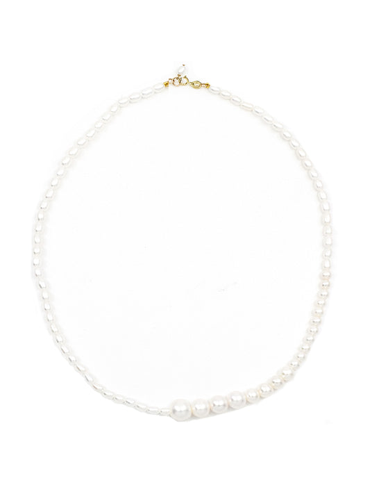 Gradual Pearl Necklace