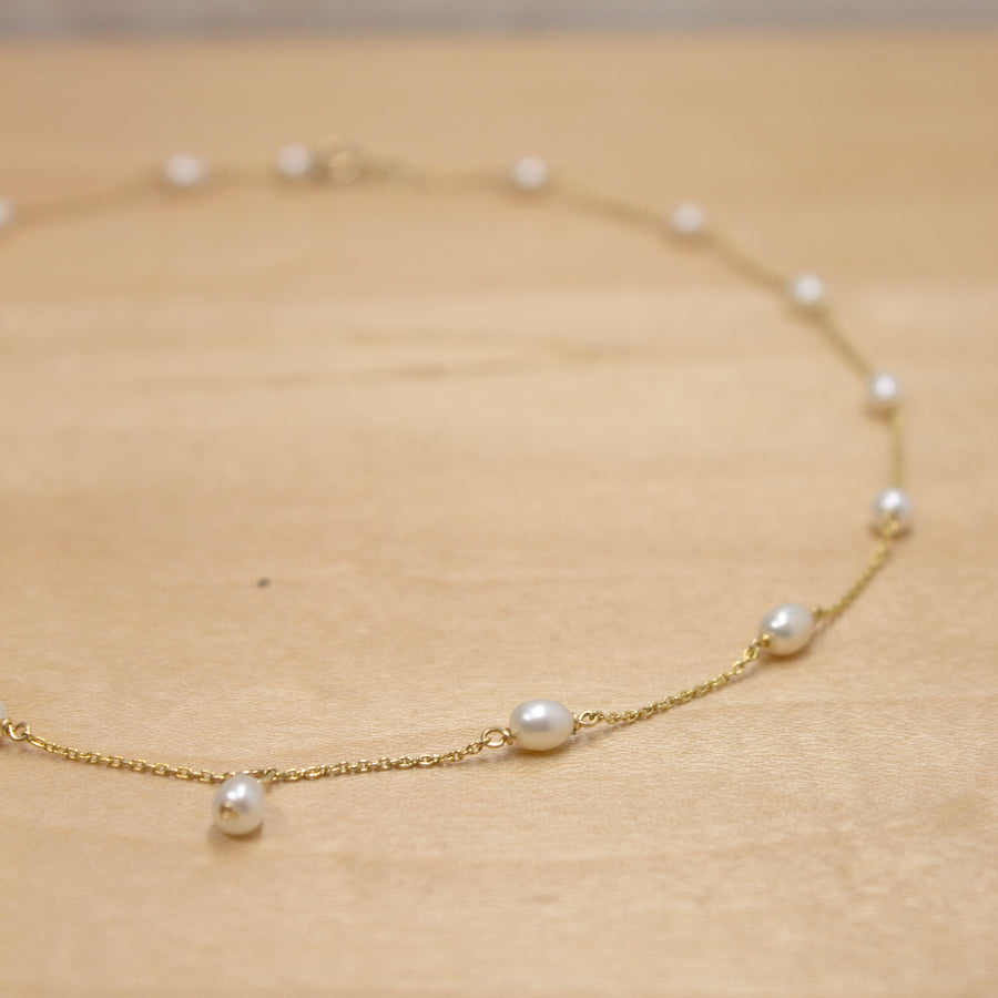 Petite Oval Pearl Choker Necklace