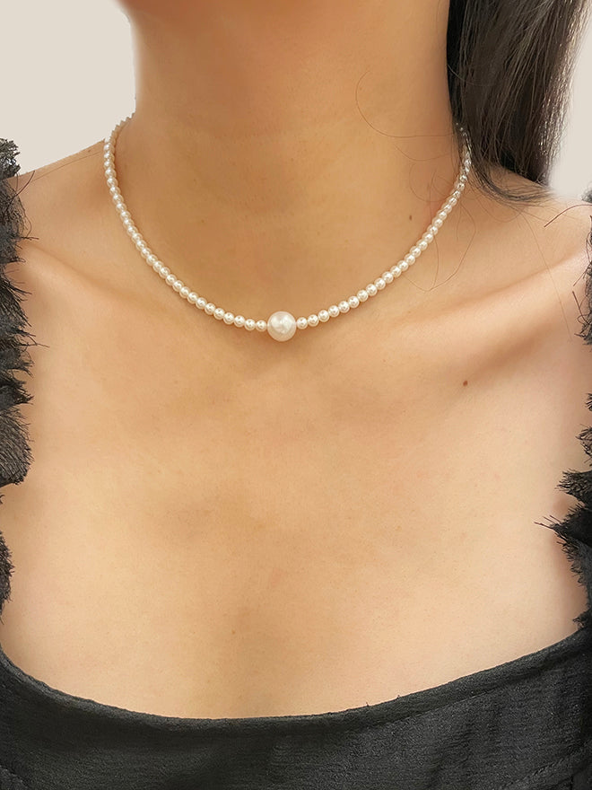 Large Round Pearl Strand Necklace