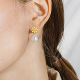 Gold Daisy Pearl Earrings