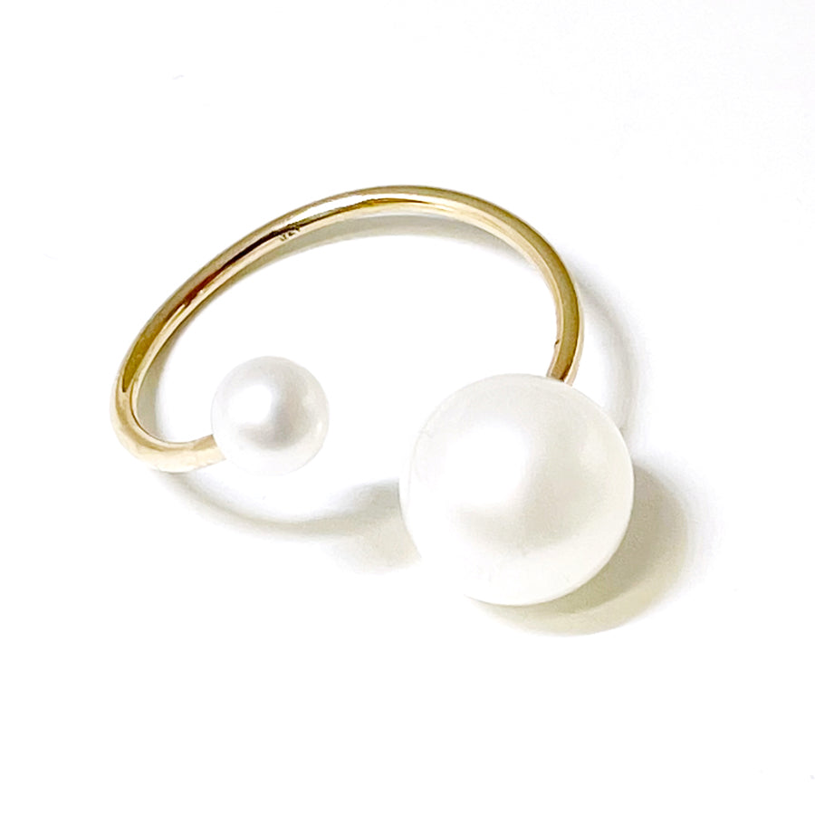Double Pearl Open Spiral Ring POPPY FINCH U.S