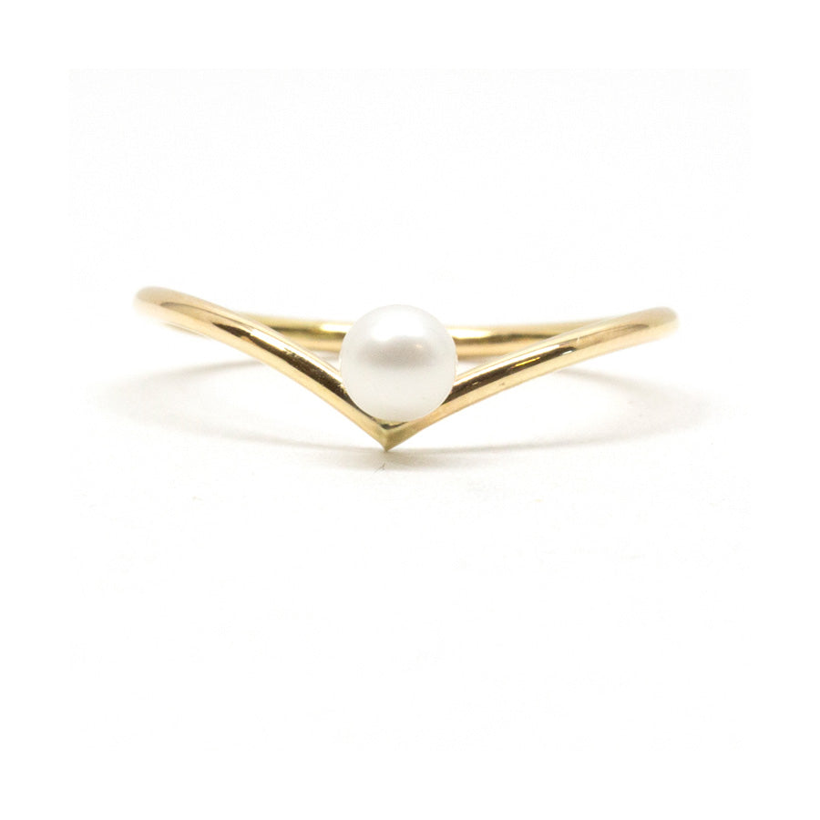 Baby Pearl Point Ring