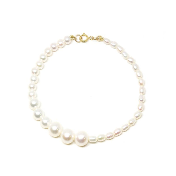 Gradual Pearl Bracelet