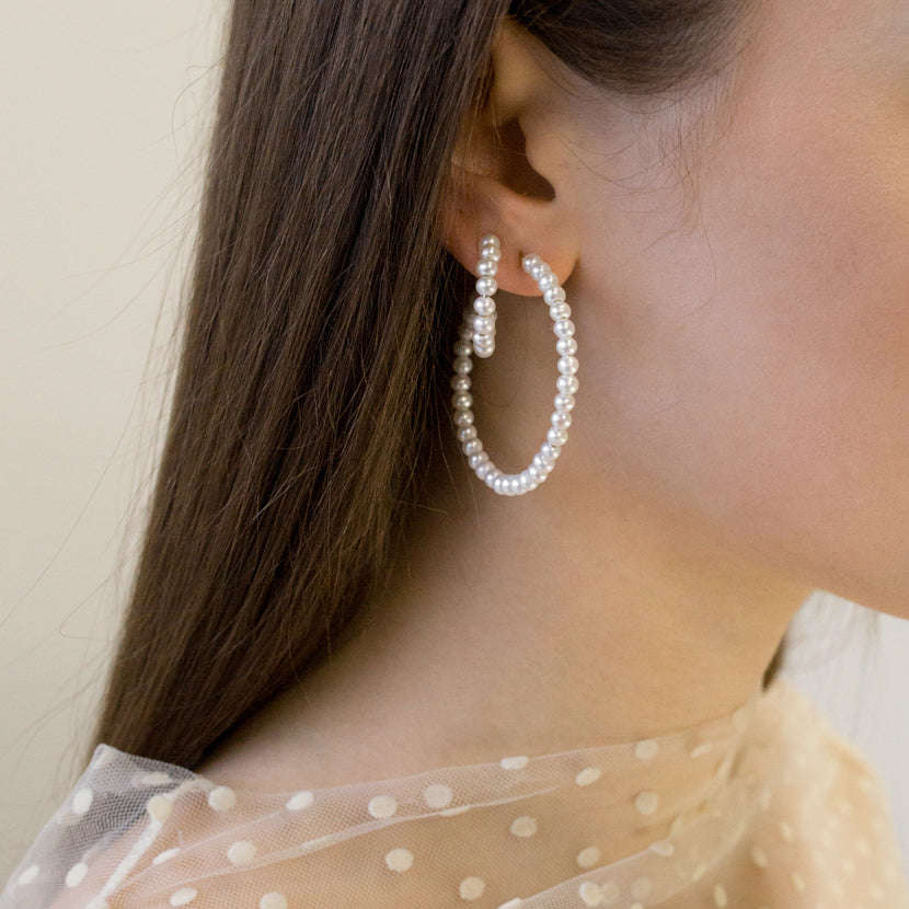 Large Baby Pearl Hoop Earrings POPPY FINCH U.S